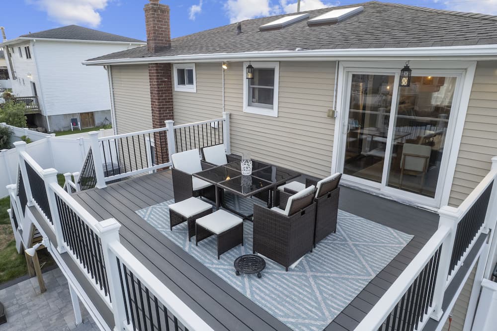 Photo of Patio Balcony in Long Island