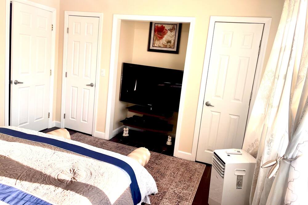 Photo of Bedroom in Shirley