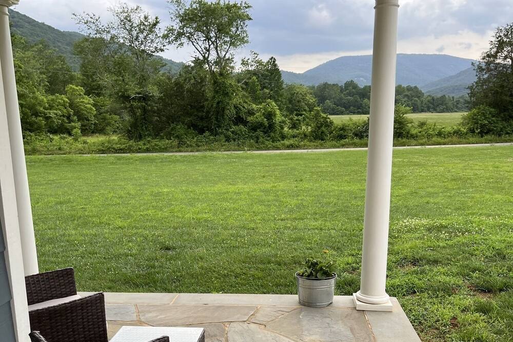 Photo of Patio Balcony in Dyke
