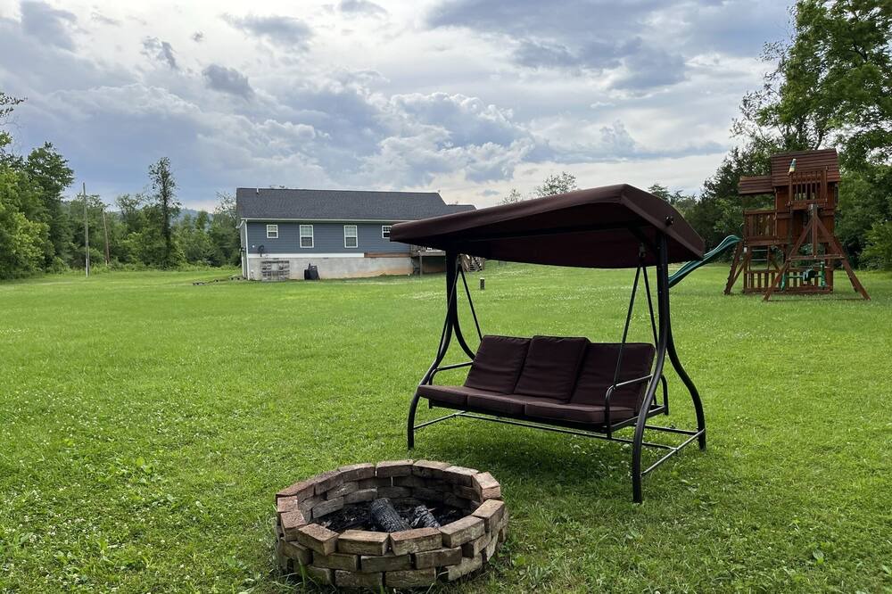 Photo of Outdoor in Dyke