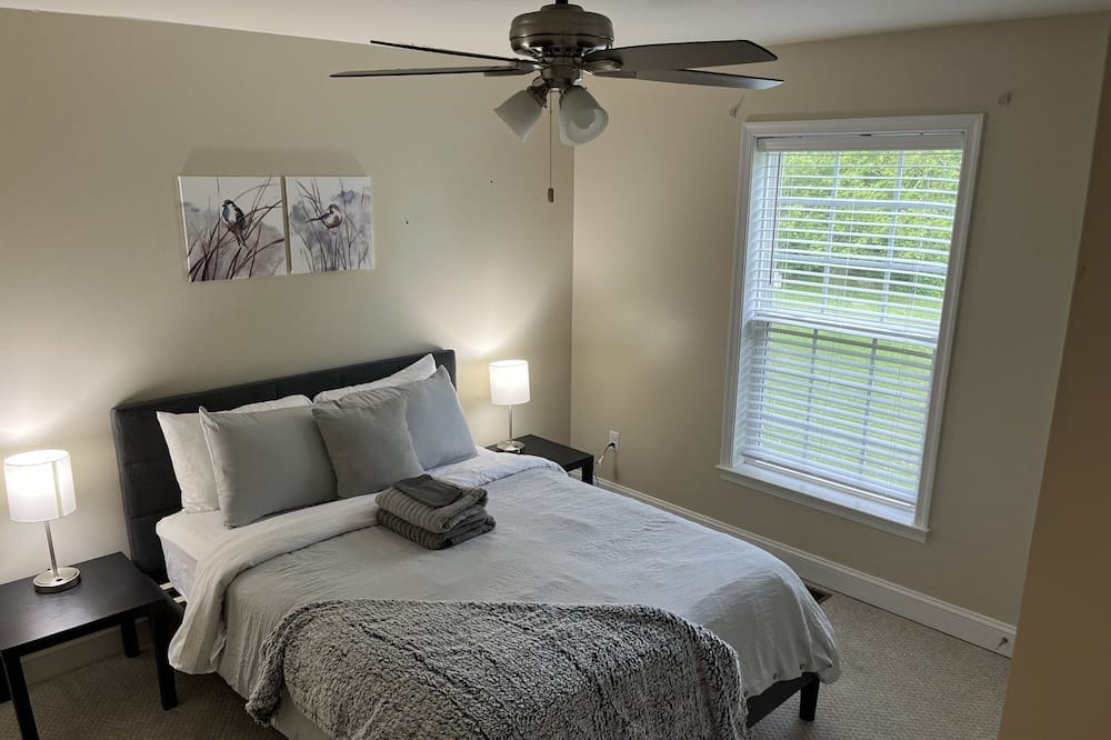 Photo of Bedroom in Dyke