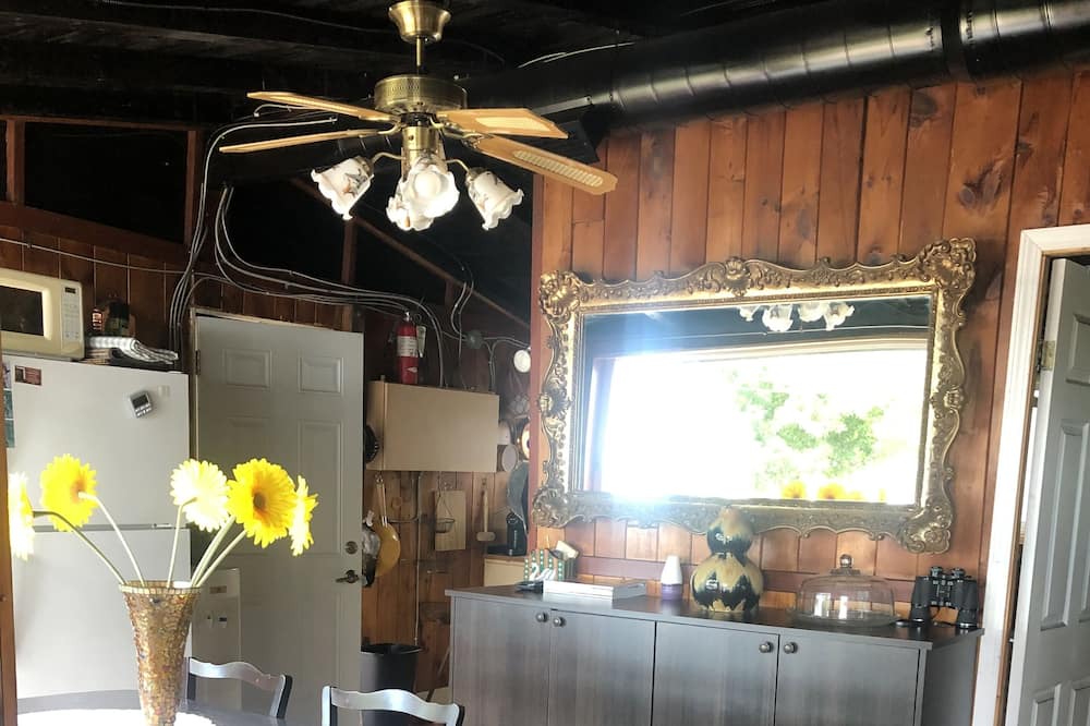 Photo of Kitchen in Greater Napanee