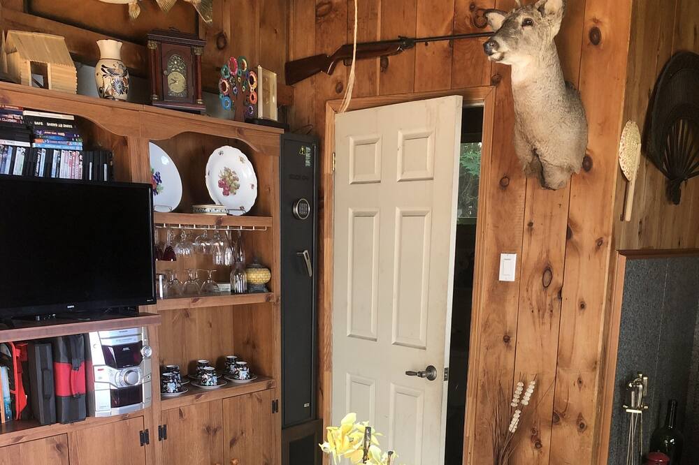 Photo of Kitchen in Greater Napanee