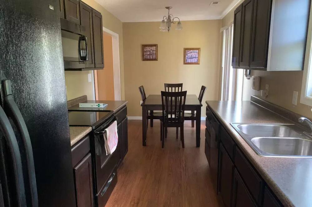 Photo of Kitchen in McCutcheon Field