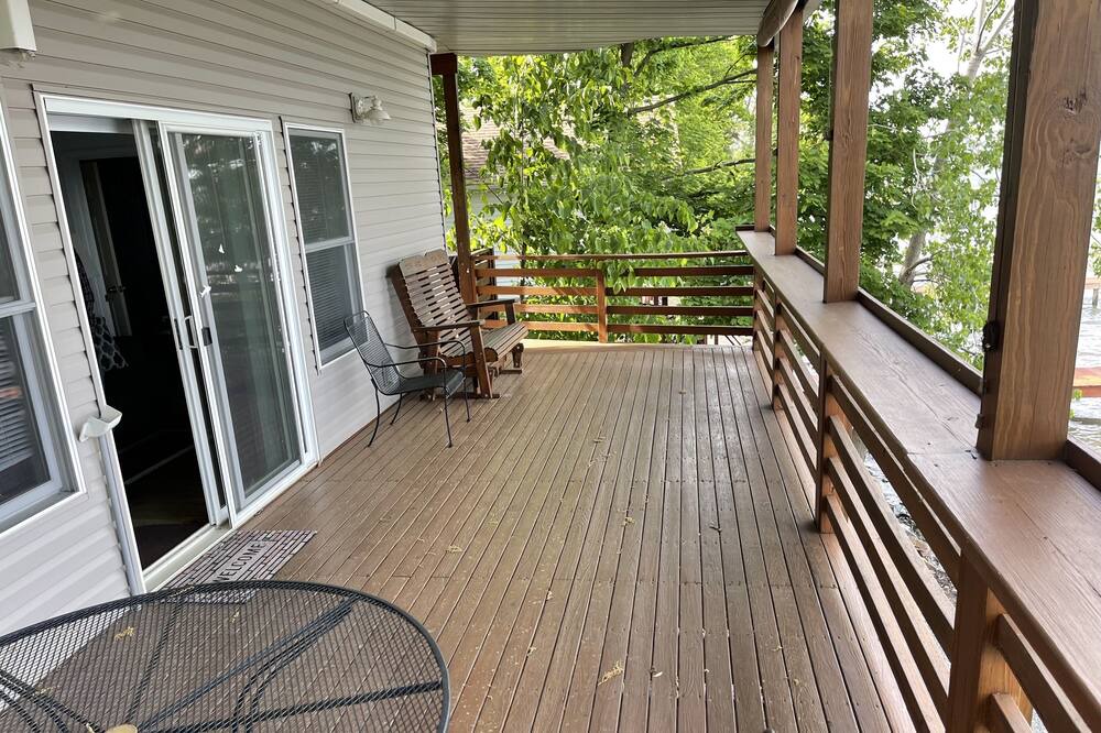 Photo of Patio Balcony in Town of Varick