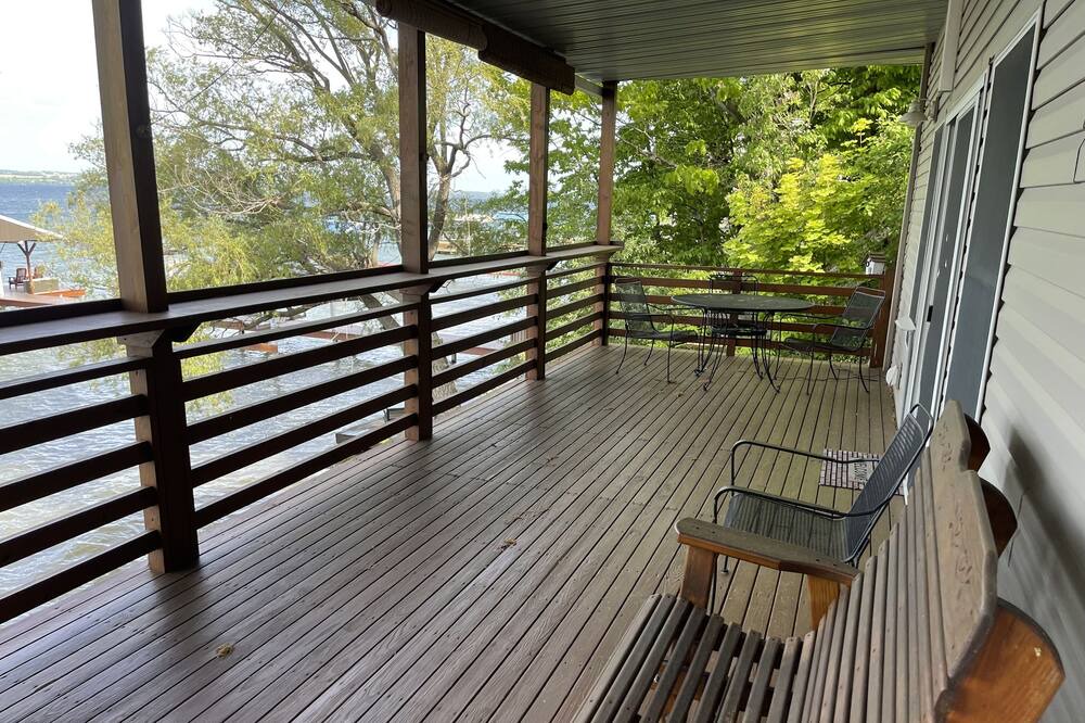 Photo of Patio Balcony in Town of Varick