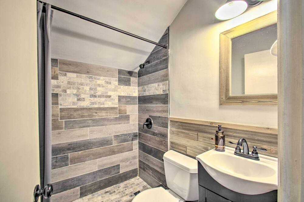 Photo of Bathroom in Buena Vista