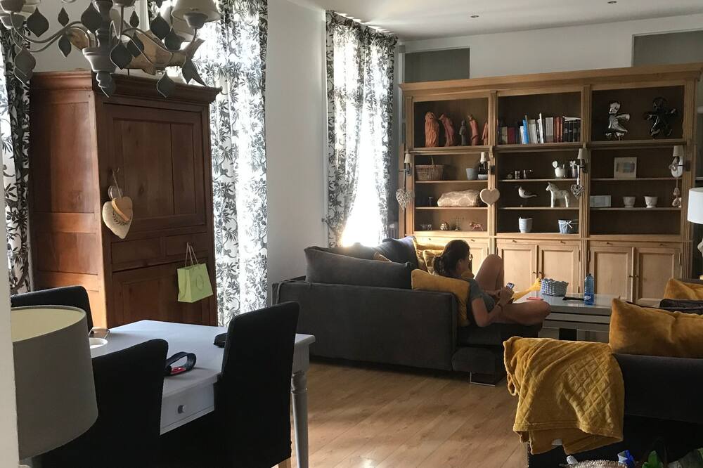 Photo of Livingroom in La Gare