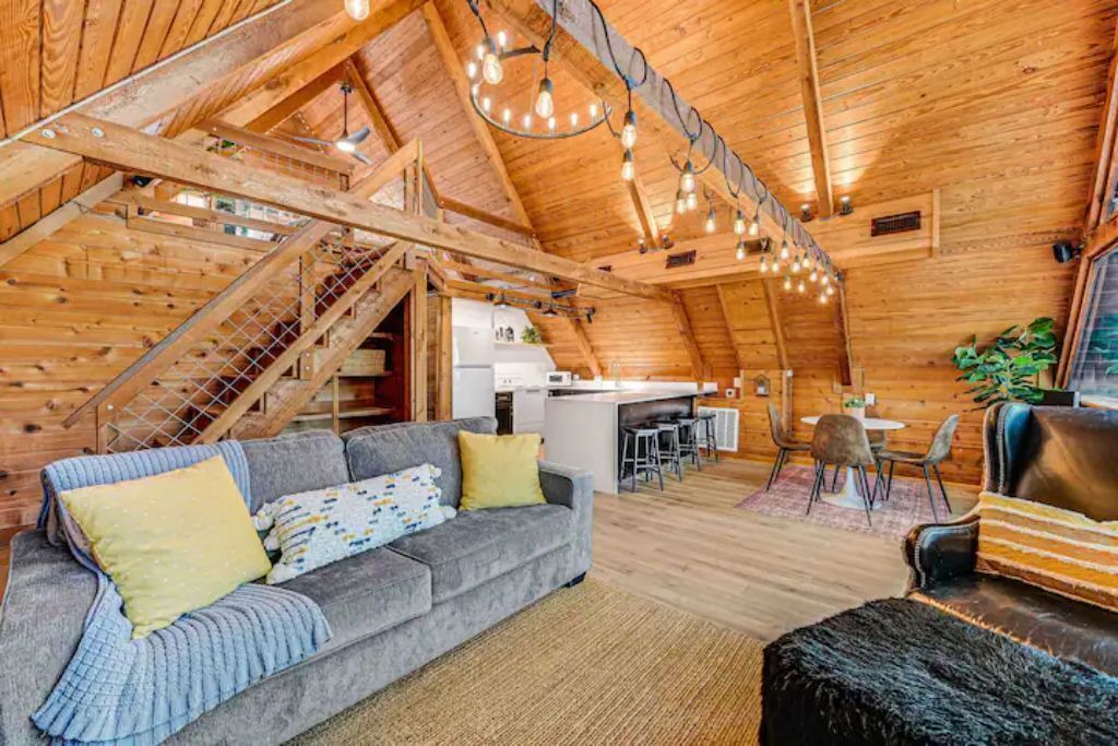 Photo of Livingroom in Point Pedernales