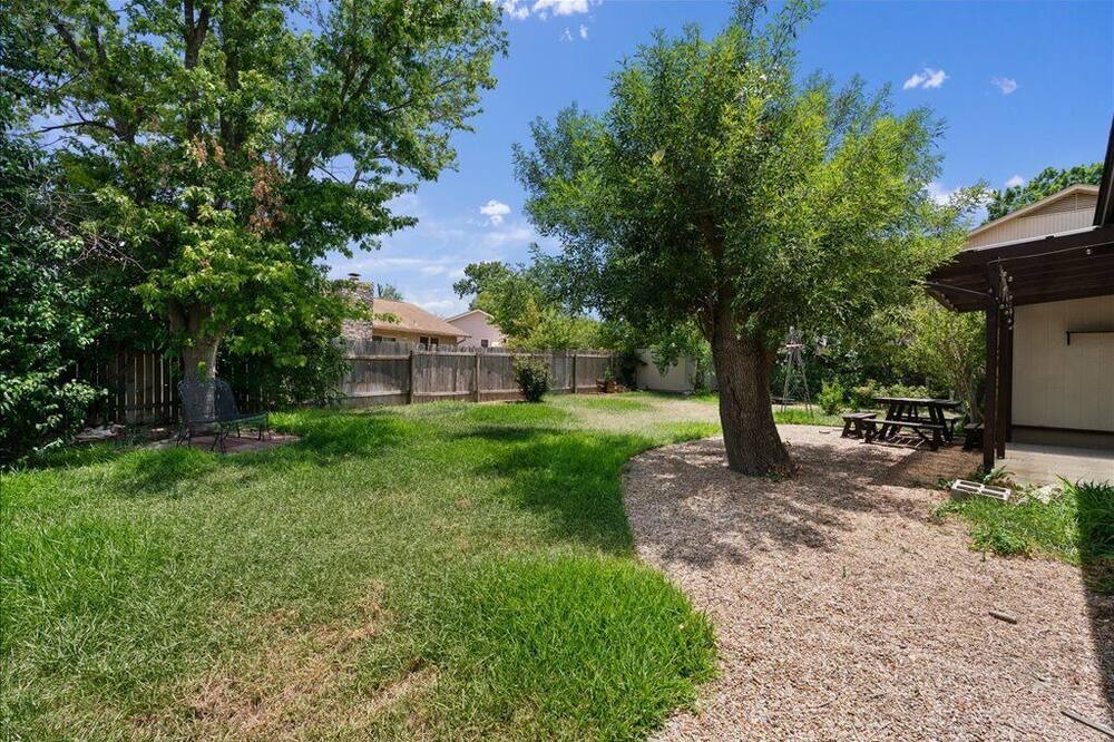 Photo of Outdoor in Brushy Creek