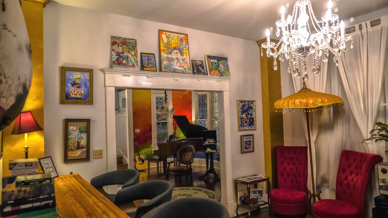 Photo of Others in Metropolitan