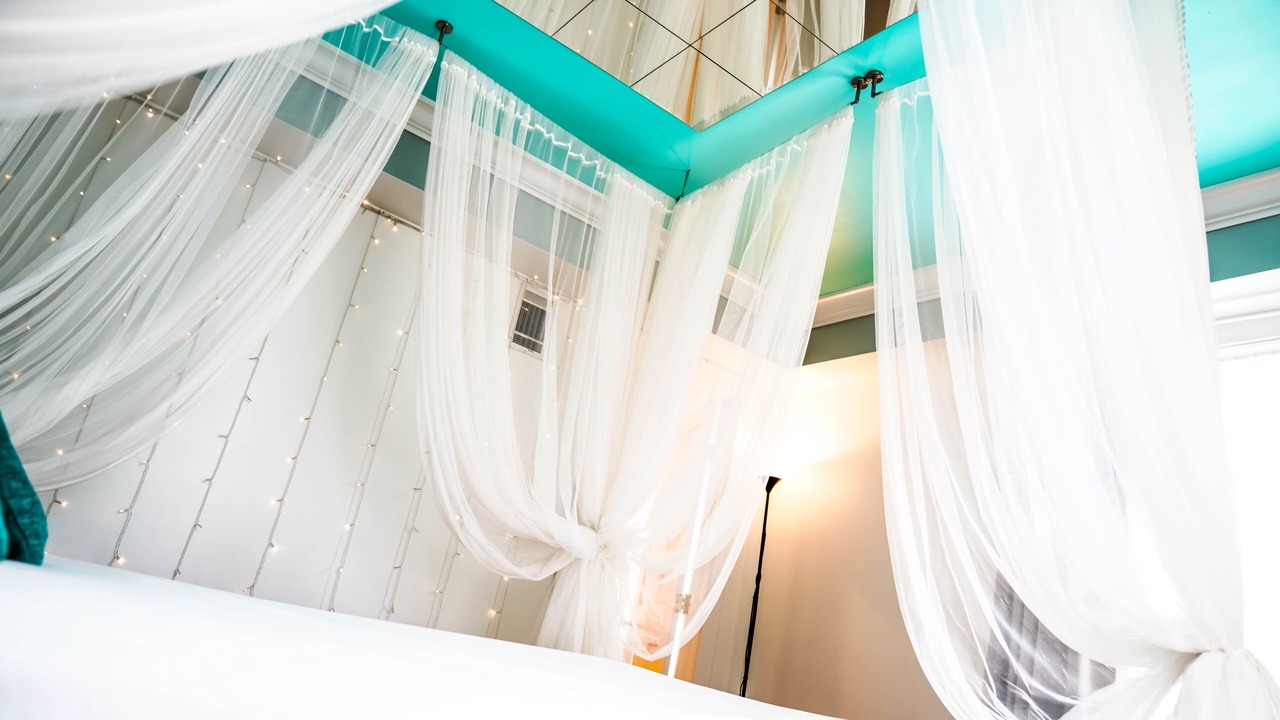 Photo of Bathroom in Metropolitan