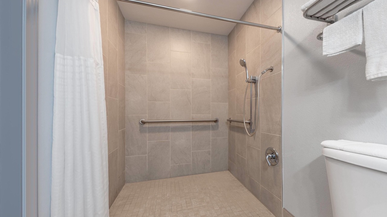 Photo of Bathroom in West Meadowbrook