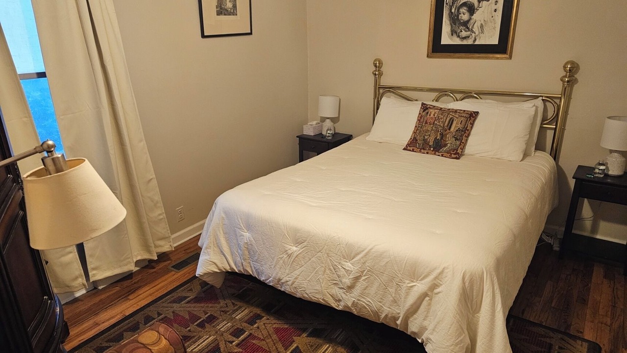 Photo of Bedroom in Sayville