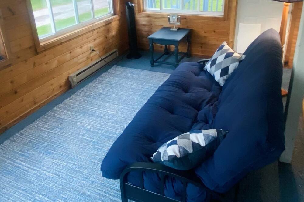 Photo of Bedroom in Onekama