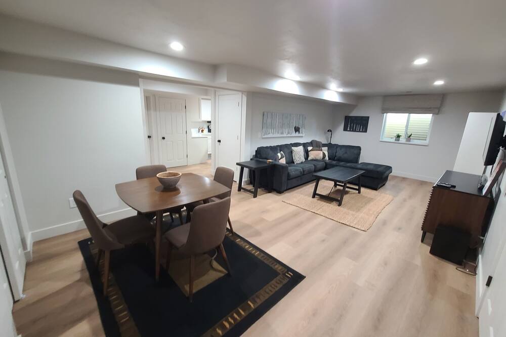 Photo of Livingroom in Murray