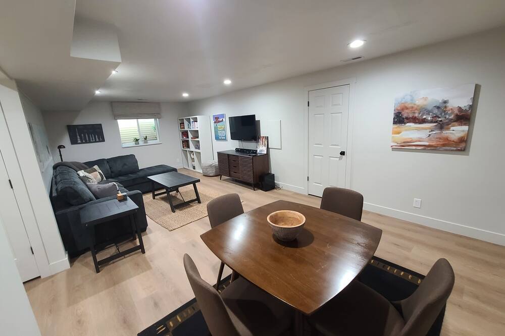 Photo of Livingroom in Murray