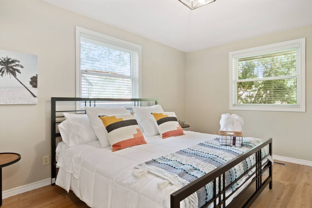 Photo of Bedroom in Kettle Point 44
