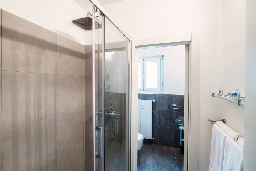 Photo of Bathroom in Castagnola