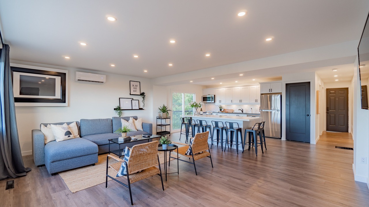 Photo of Livingroom in Beamsville
