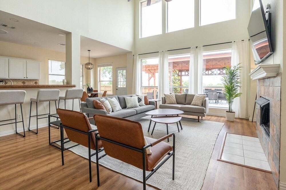 Photo of Livingroom in Frisco