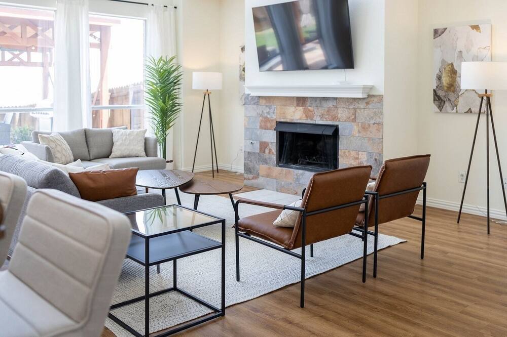 Photo of Livingroom in Frisco