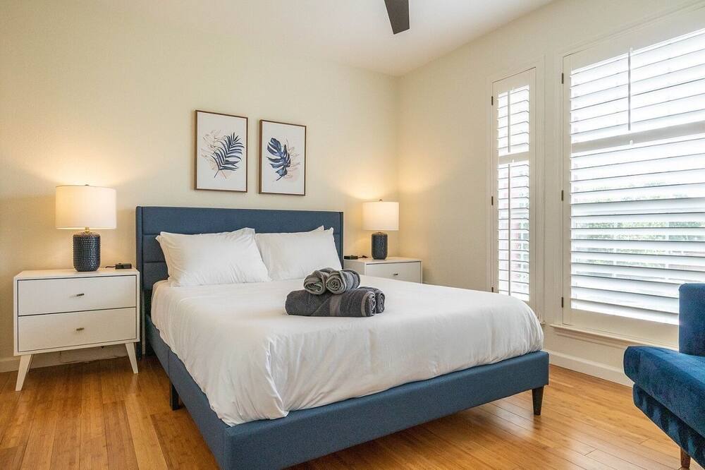 Photo of Bedroom in Frisco