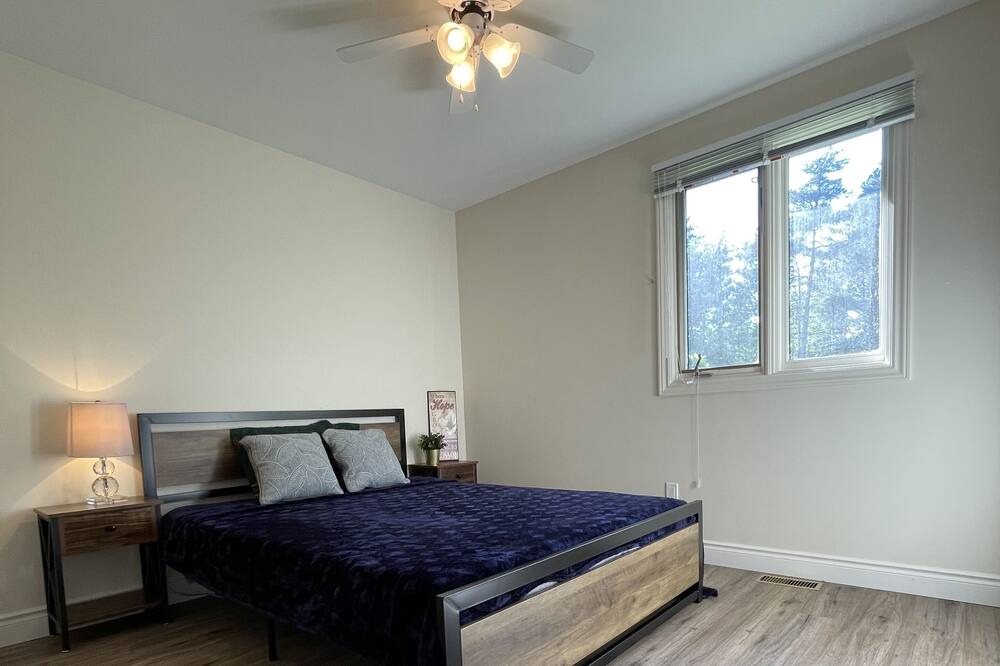 Photo of Bedroom in Huron-Kinloss