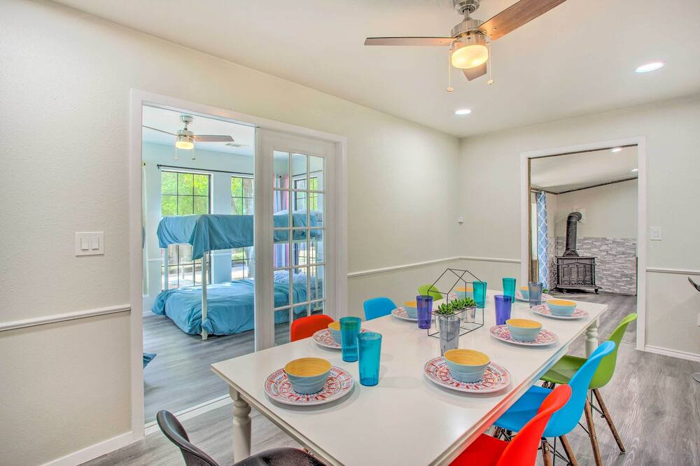 Photo of Bedroom in Quinlan