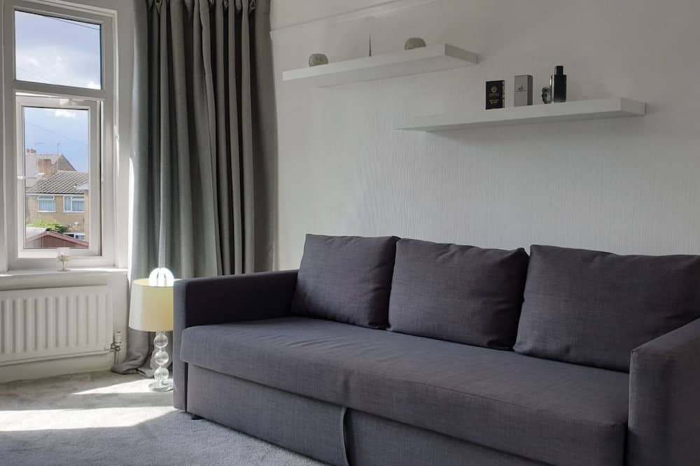 Photo of Livingroom in Alvaston