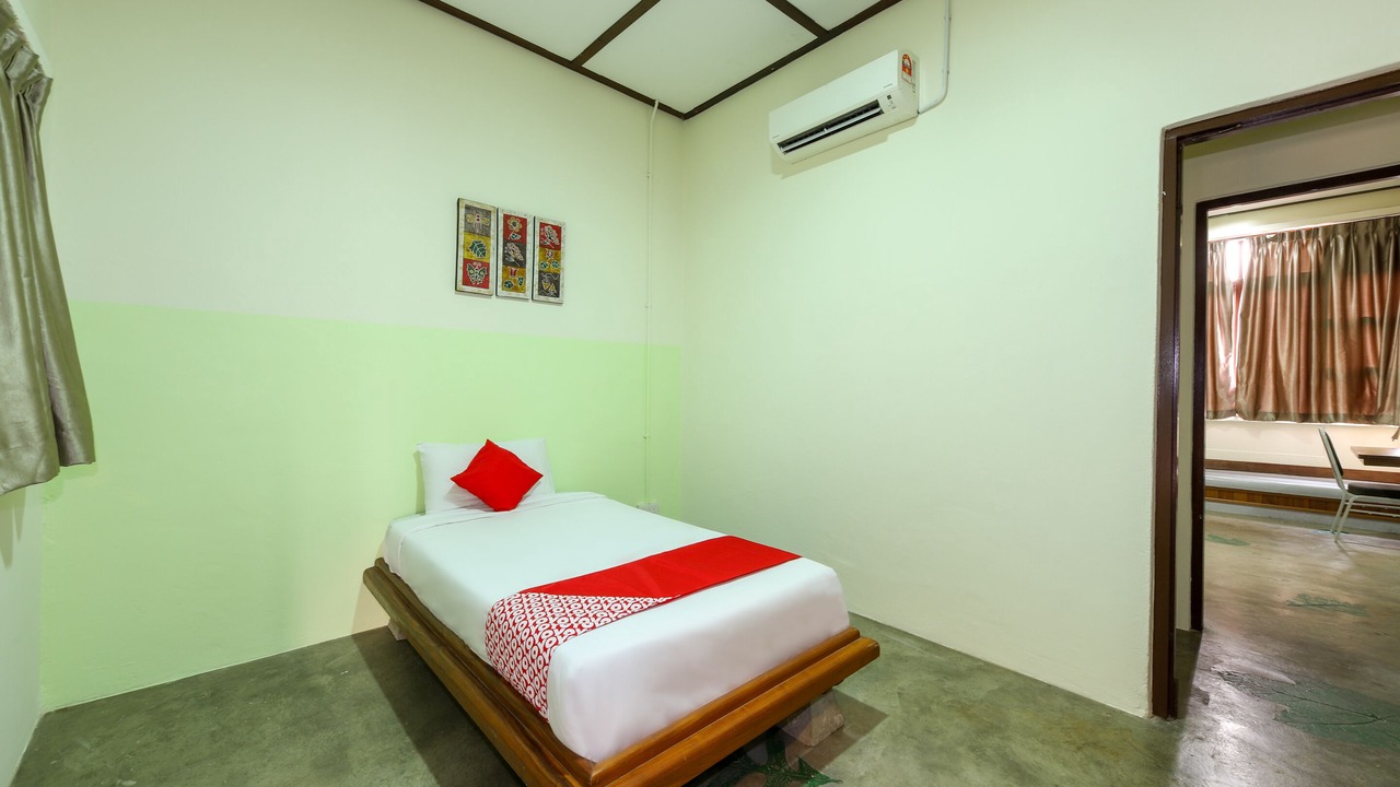 Photo of Bedroom in Bandar Country Homes