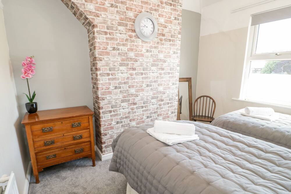 Photo of Bedroom in Llanfairfechan