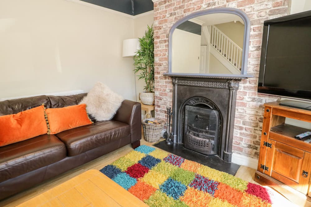 Photo of Livingroom in Llanfairfechan