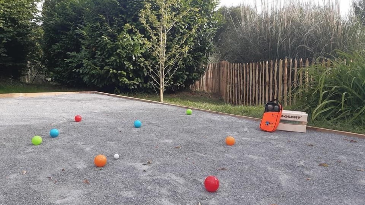 Photo of Outdoor in Livre-sur-Changeon