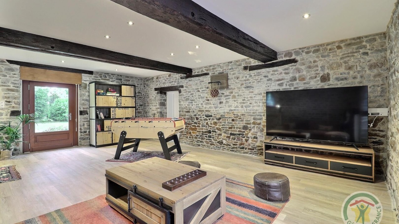 Photo of Bedroom in Livre-sur-Changeon