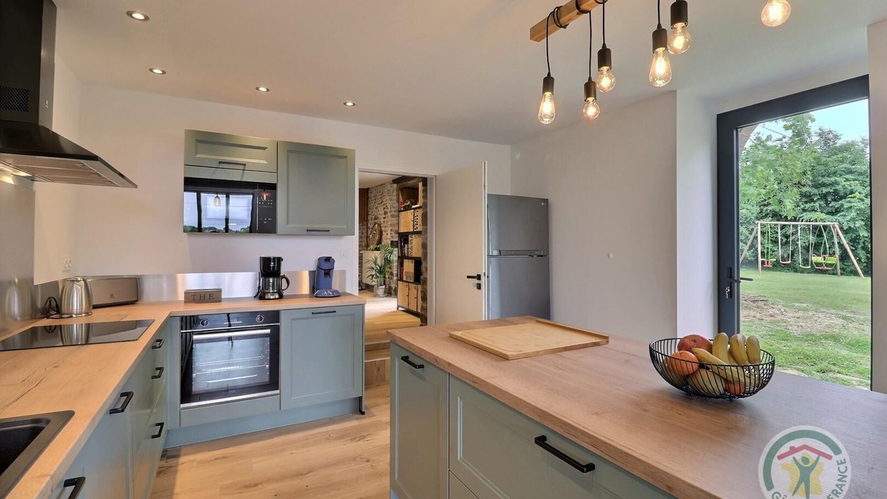Photo of Kitchen in Livre-sur-Changeon