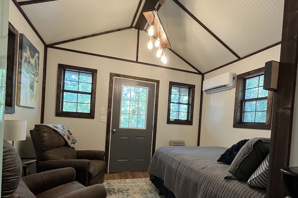 Photo of Bedroom in Golden