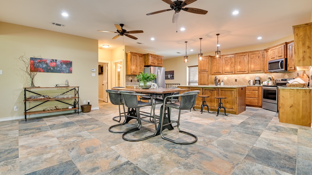 Photo of Livingroom in Christoval