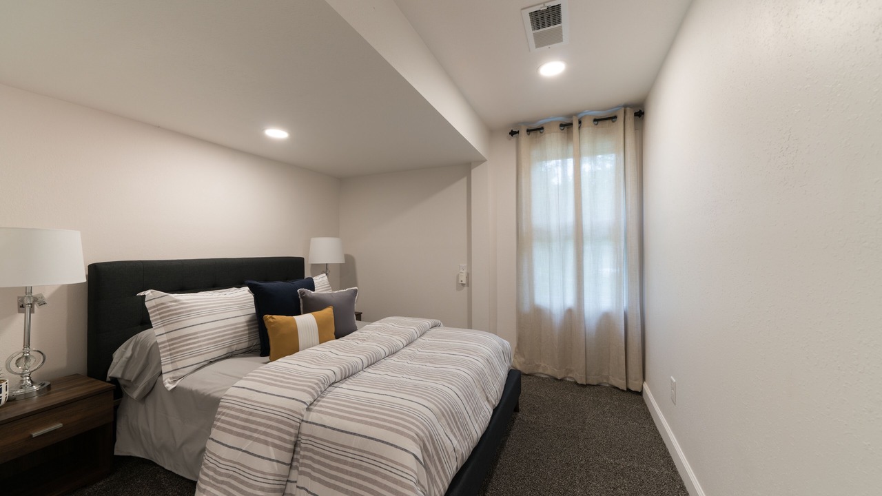 Photo of Bedroom in Jefferson City