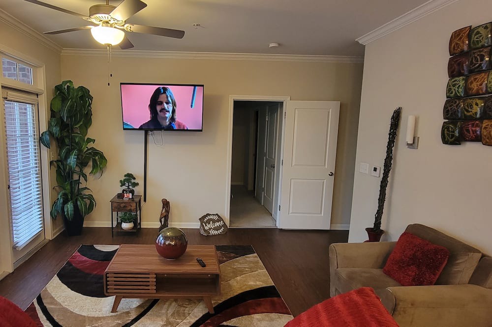 Photo of Livingroom in Collierville
