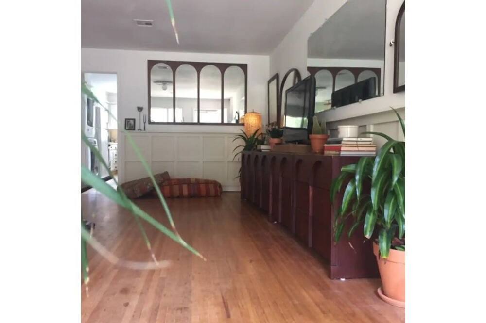 Photo of Bedroom in Cherry Street