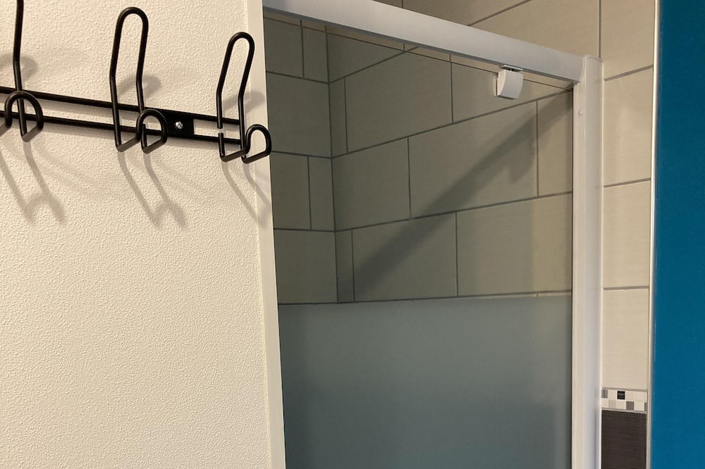 Photo of Bathroom in Flers