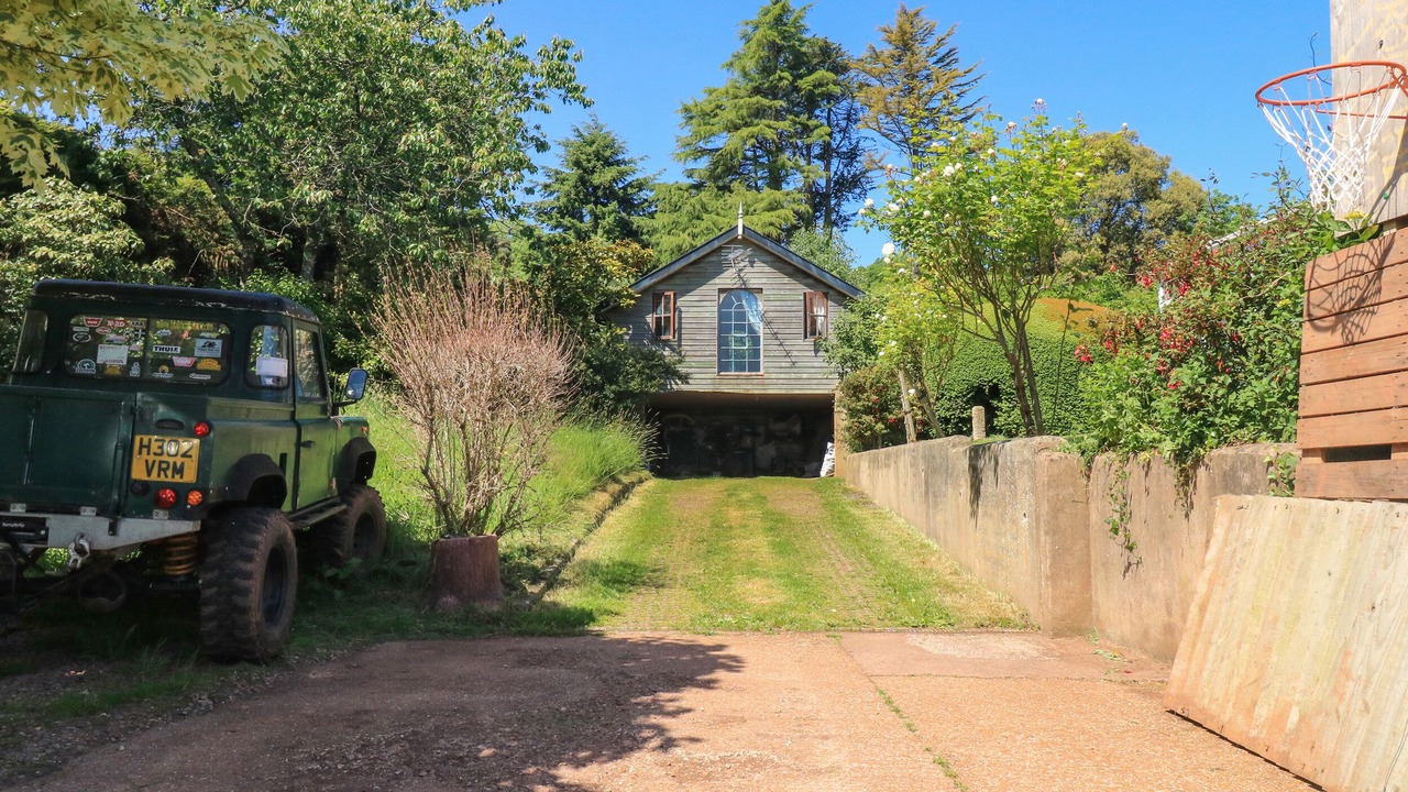 Photo of Others in Dunchideock