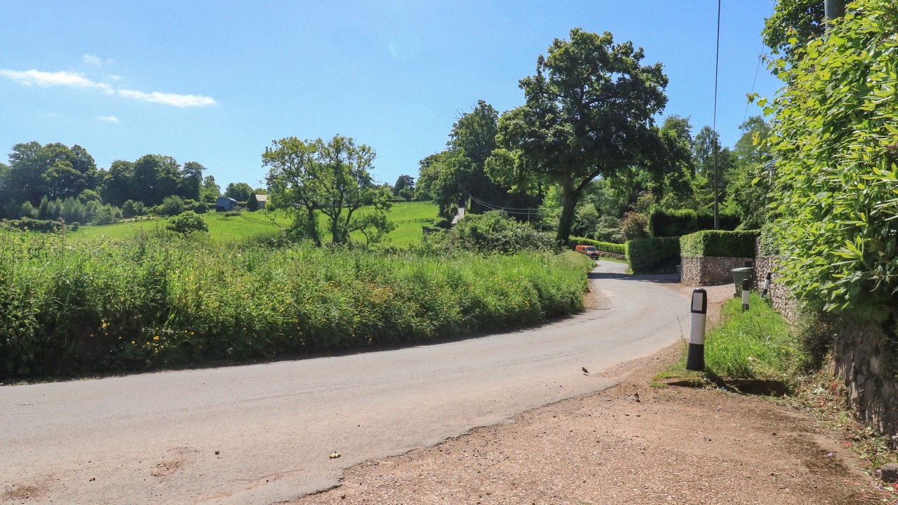 Photo of Others in Dunchideock