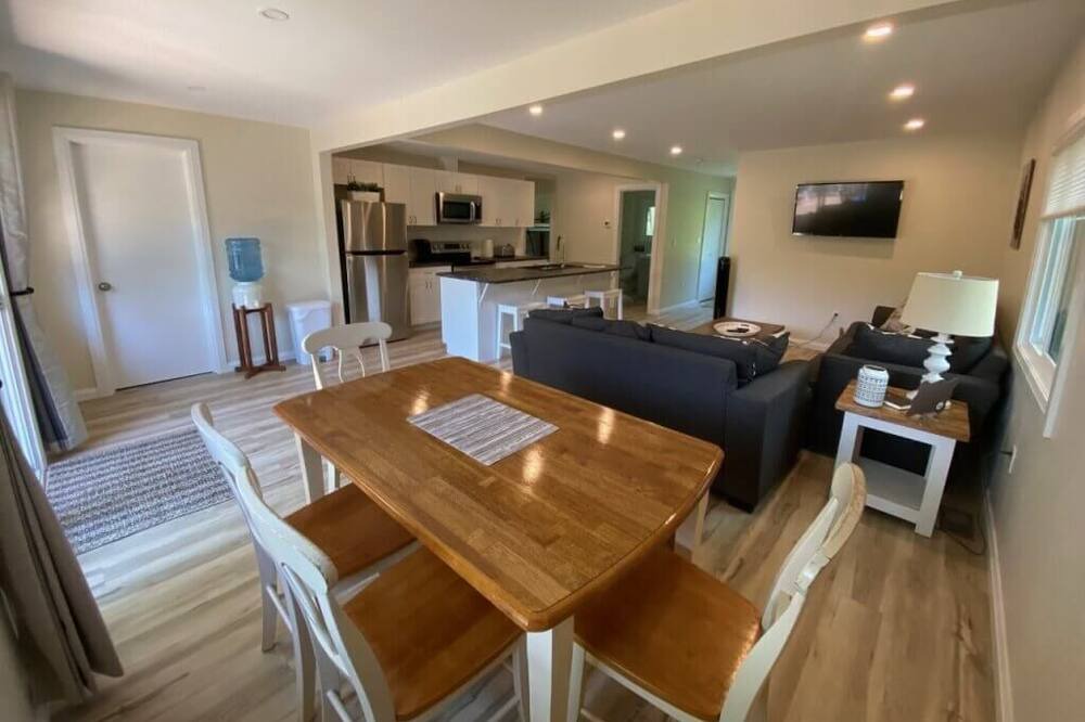 Photo of Kitchen in South Bruce Peninsula