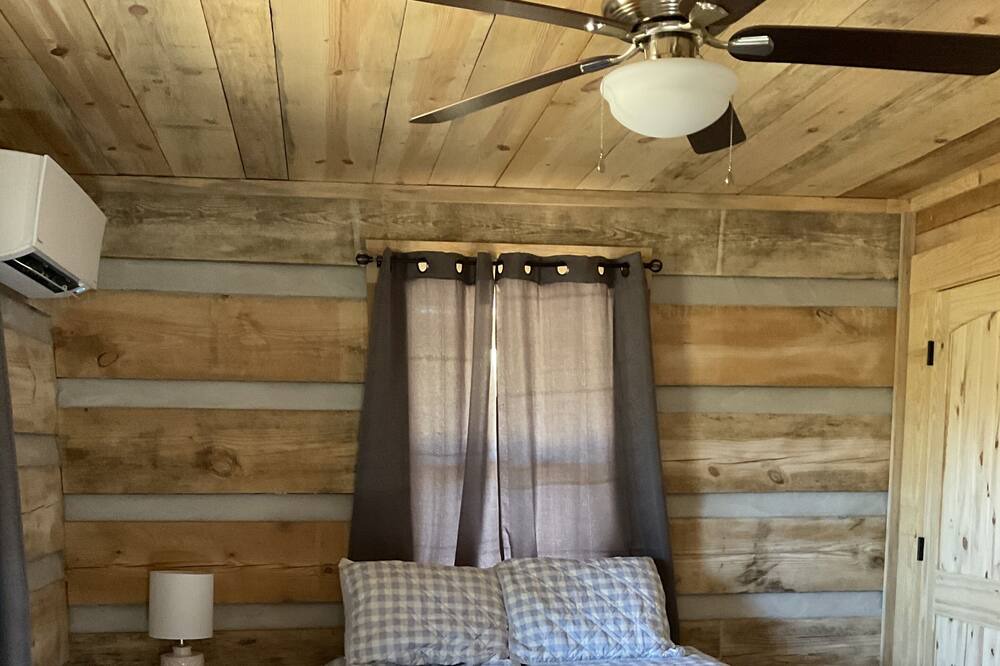 Photo of Bedroom in Mentone