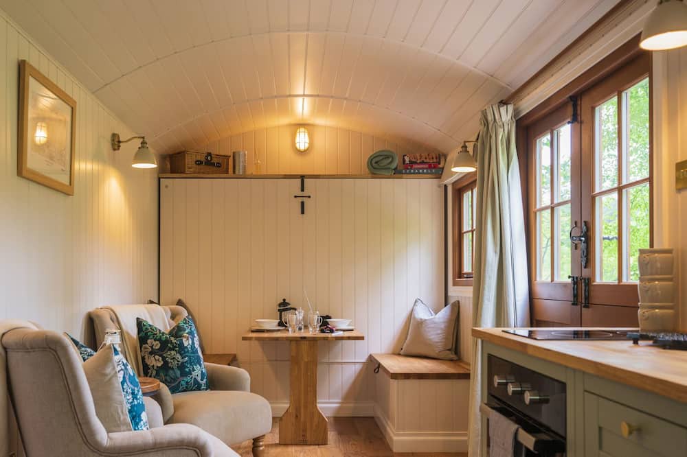 Photo of Others in Maidensgrove