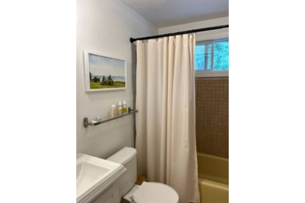 Photo of Bedroom in Tisbury