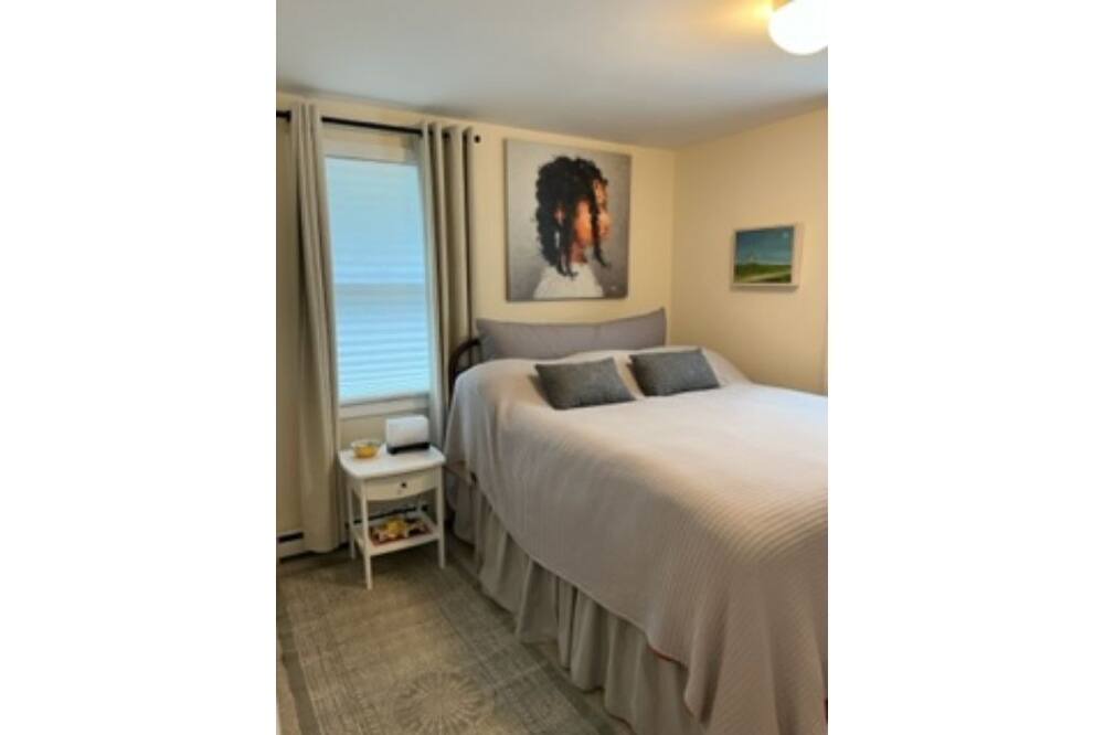 Photo of Bedroom in Tisbury