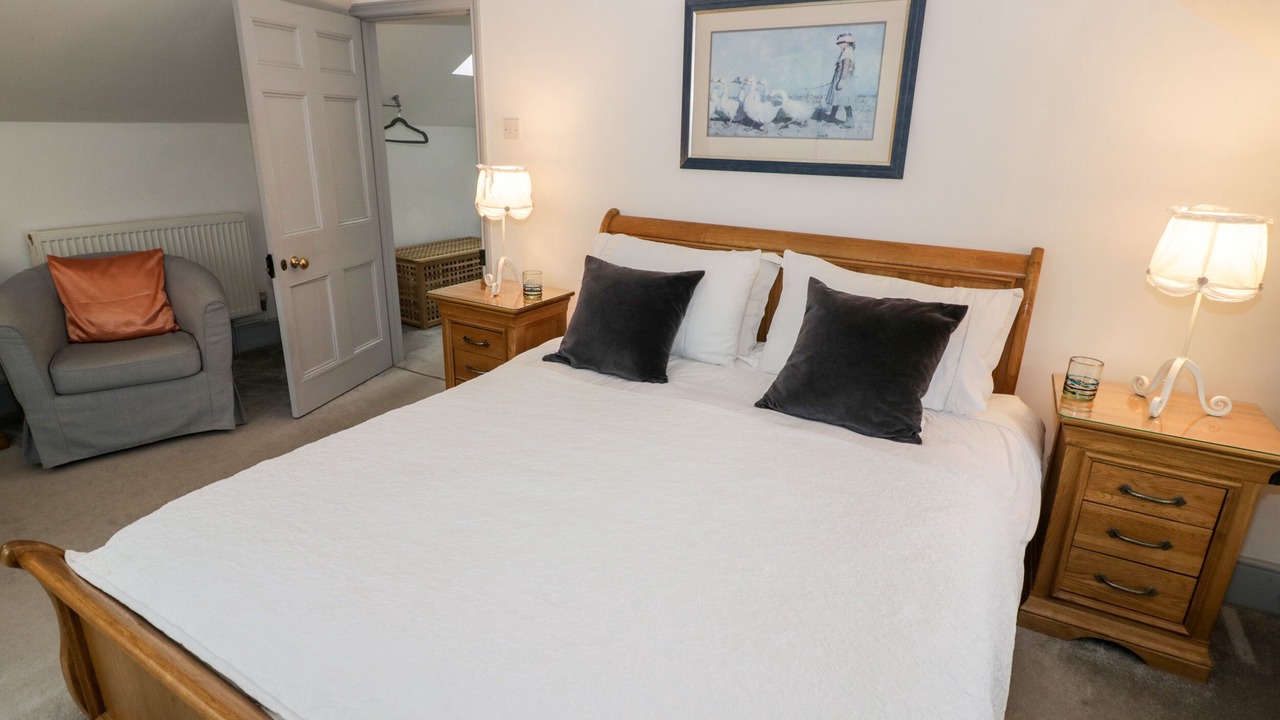 Photo of Others in Halford